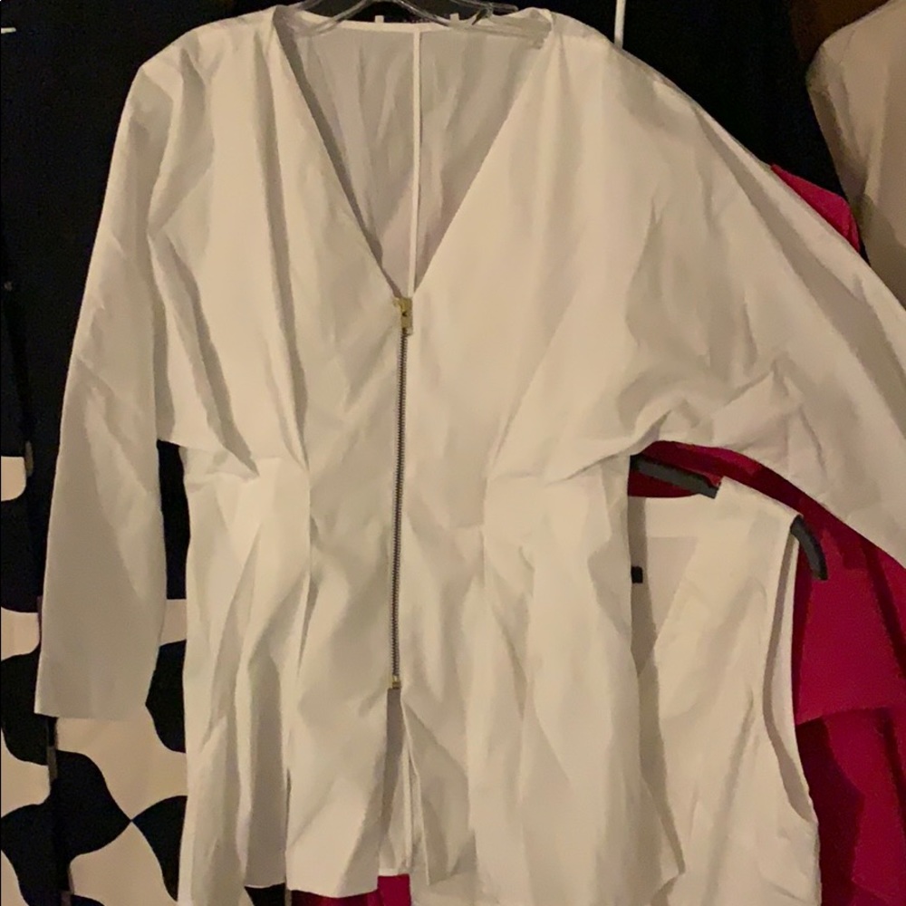 Uterqüe White Blouse with Front Zipper detail